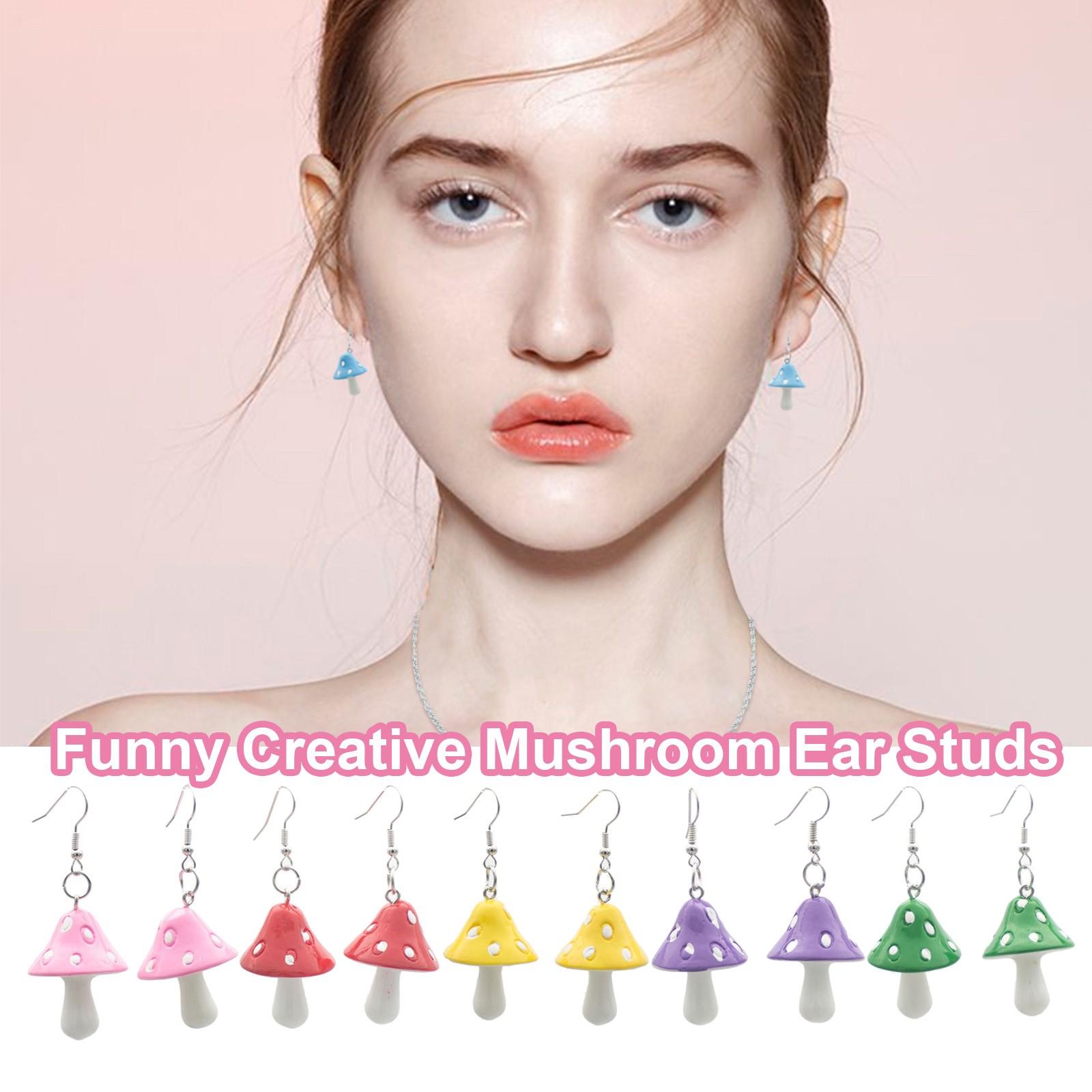 Причудливая интересная стереосерьга-капелька играет роль